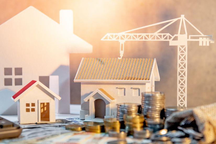 Um andererseits Vermögen aufzubauen, solltest du versuchen, dein Geld auf Konten mit höheren Renditen zu legen oder noch besser, in den Aktienmarkt zu investieren, damit es wächst und die Inflation übertrifft.